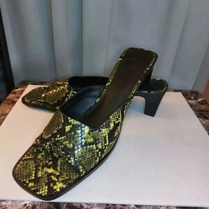 Urban Outfitter | Snake  Square Toe Open Mules